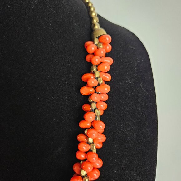 Vtg Red Necklaced Glass or Natural Stone Bead Cluster Necklace Mid-Century Retro - Picture 3 of 13